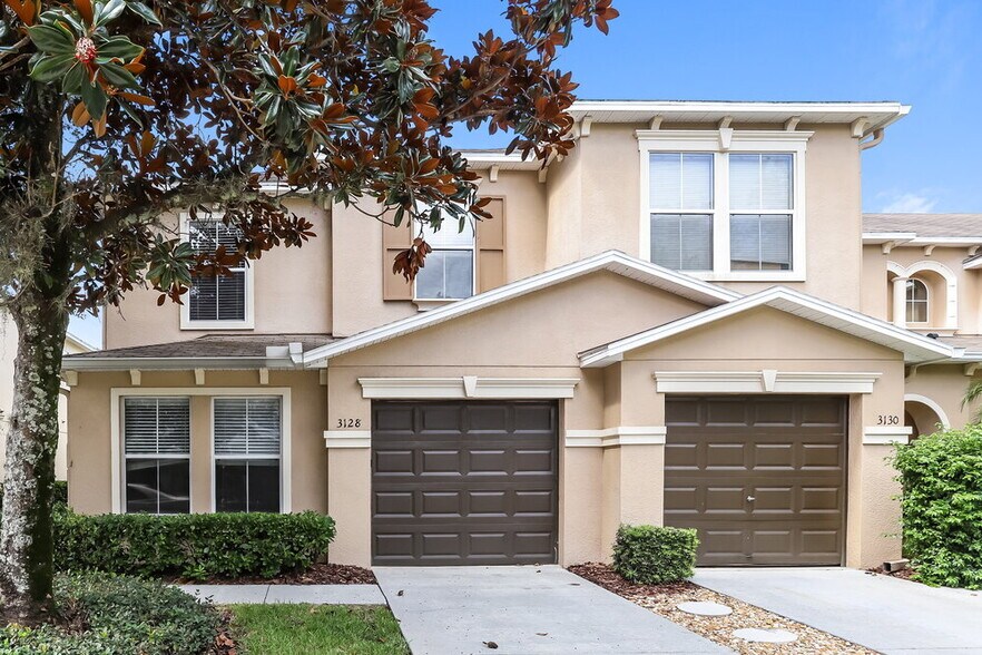 Primary Photo - 3128 Royal Tuscan Ln