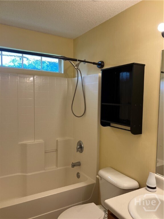 Building Photo - 164 River Bend Dr