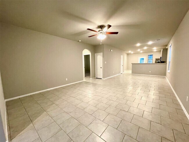 Building Photo - 31326 Spotted Saddle Hollow