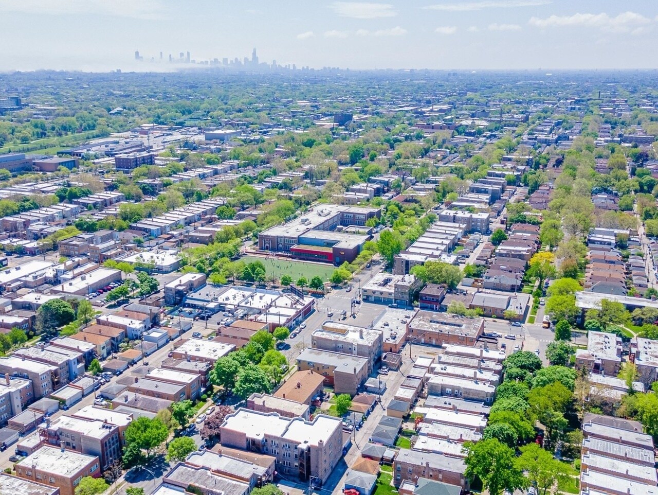 Building Photo - 5717 N Kimball Ave
