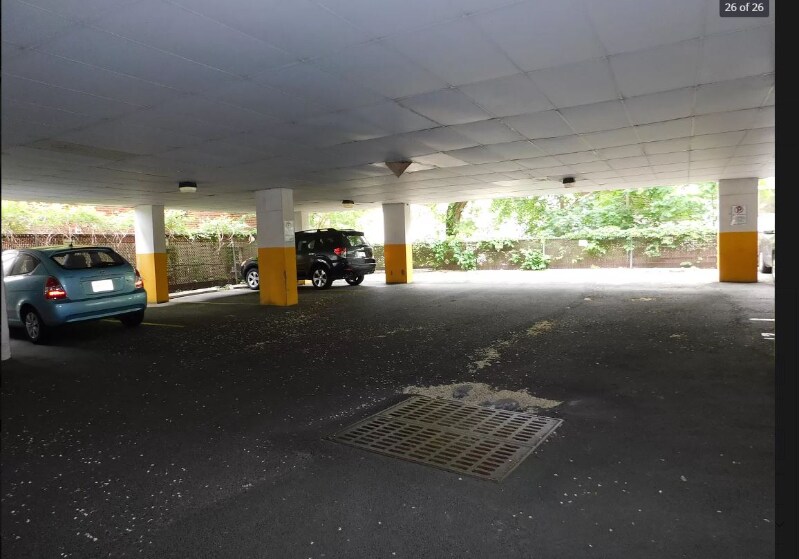 Building Photo - 10 Palisade Ave