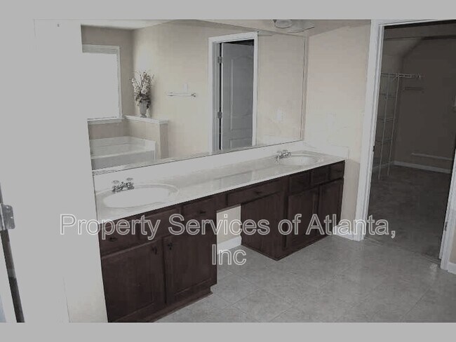 Building Photo - 1476 Blue Sail Ave