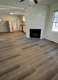 Building Photo - 5326 Masonboro Loop Rd