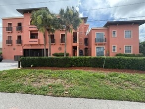 Building Photo - 1344 Mediterranean Dr