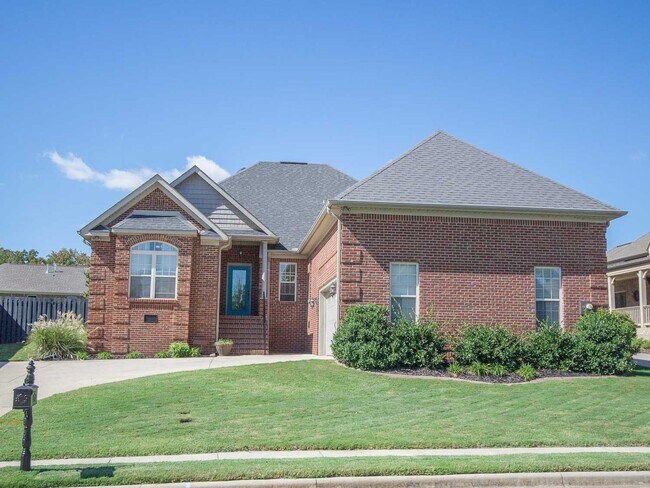 Building Photo - Luxury Living in Canebrake – Spacious, Stylish & Perfectly Located!