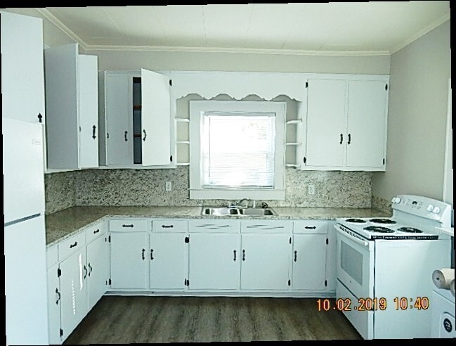 Building Photo - 709 W Main St