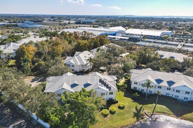 Building Photo - 3605 54th Dr W