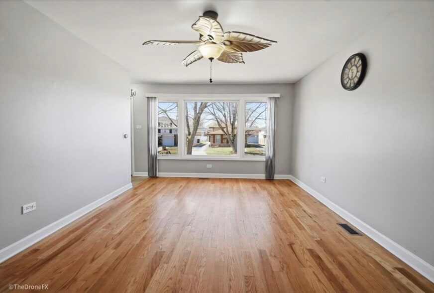 Building Photo - 18003 Greenview Terrace
