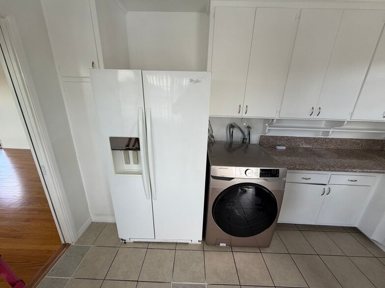 Building Photo - 5660 Noel Dr