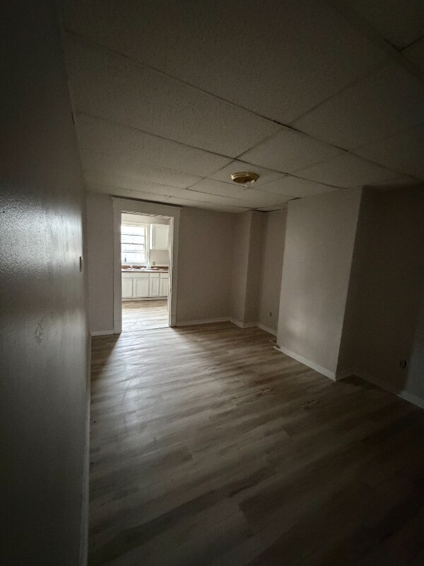 Building Photo - 2652 Bank St