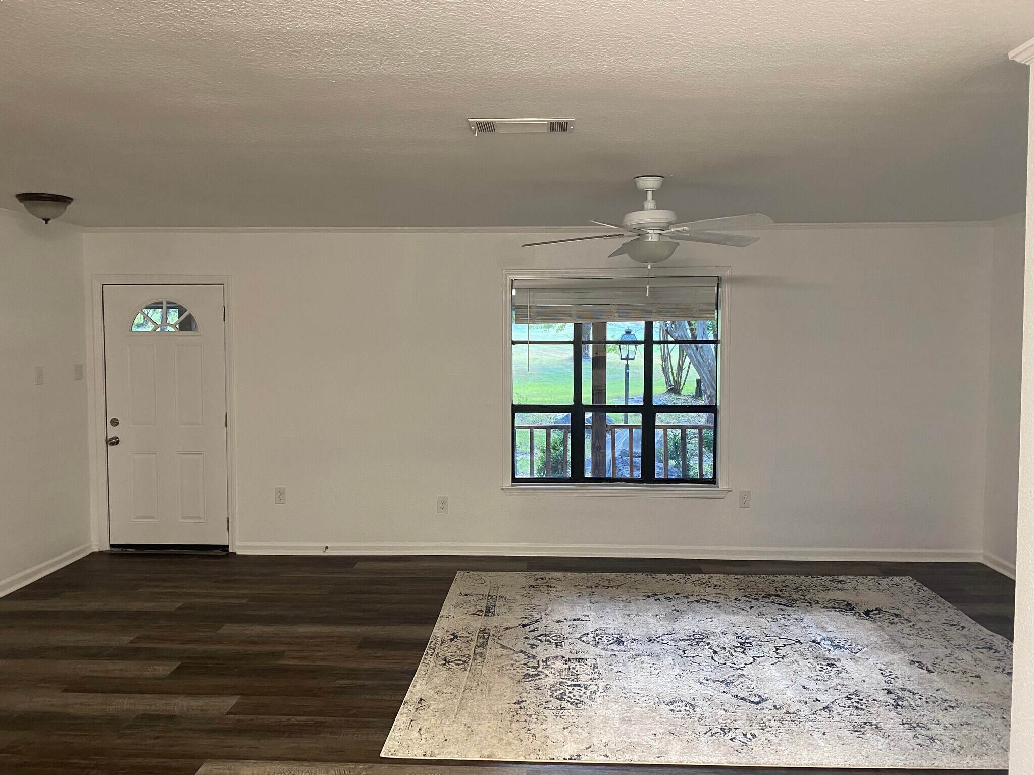 Living room - 8411 Ferndale Cut Off Rd