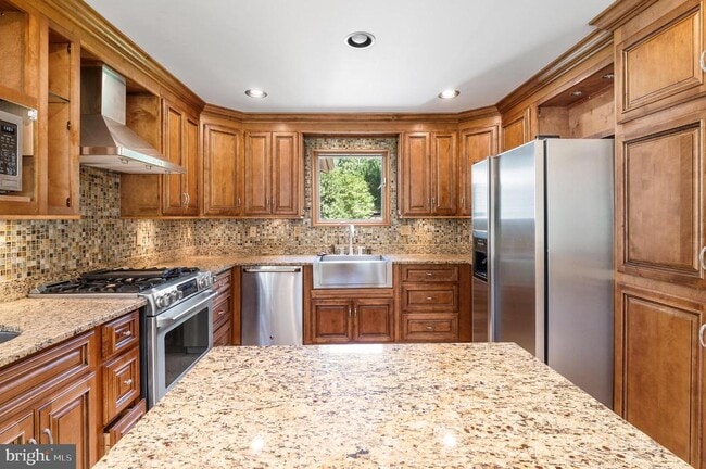 Building Photo - 15729 Holly Grove Rd