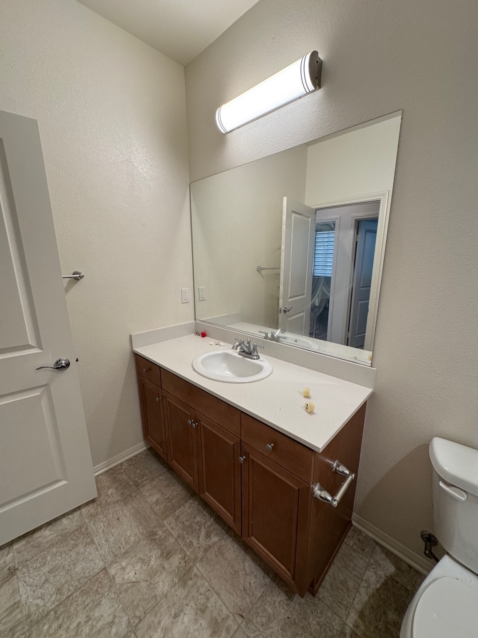 Building Photo - 523 Pioneer St