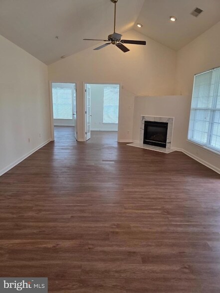 Building Photo - 43134 Watercrest Square