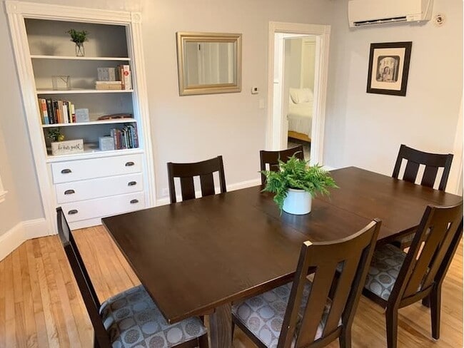 Building Photo - 593 Washington Ave