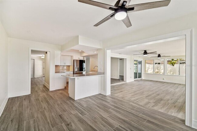 Building Photo - 11245 9th St E