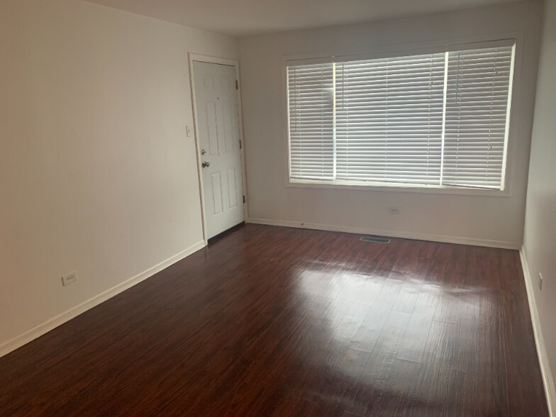 Building Photo - 2511 Terrace Ave