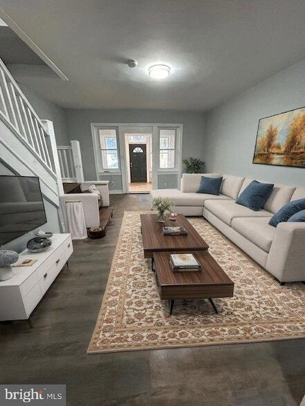 Building Photo - 5824 Florence Ave