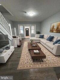 Building Photo - 5824 Florence Ave