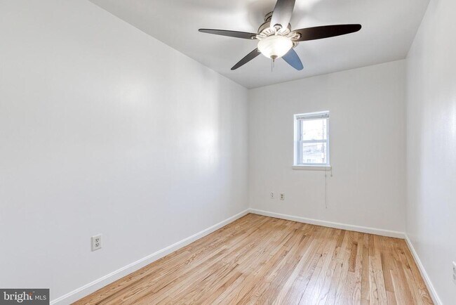 Building Photo - 1608 S Hanover St