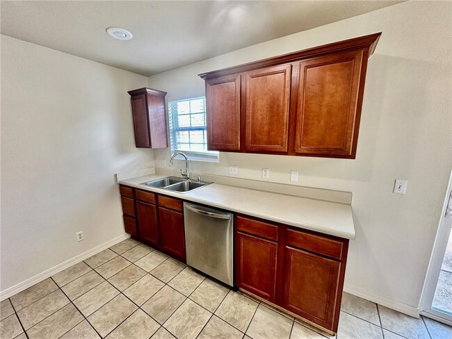 Building Photo - 5217 S 62nd St