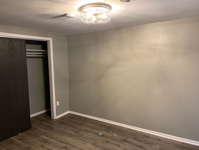 Building Photo - 2630 Edwards Wy