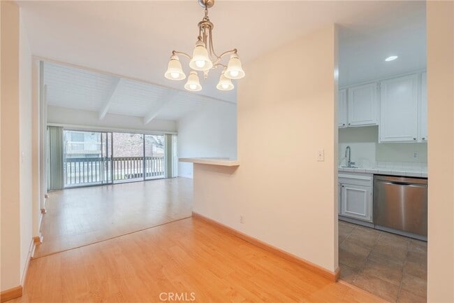 Primary Photo - 6542 Ocean Crest Dr