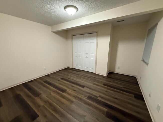 Building Photo - 1309 W Lexington Cir
