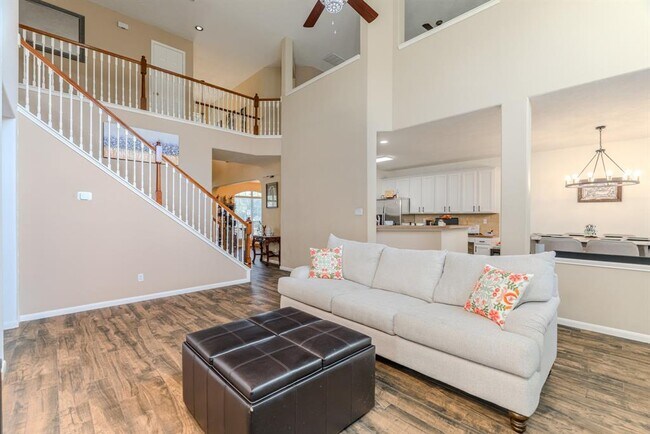 Building Photo - 8303 Hayden Cove Dr