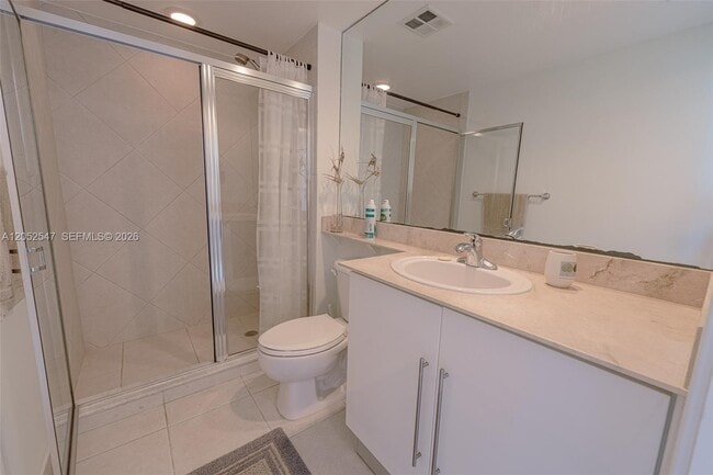Building Photo - 325 S Biscayne Blvd