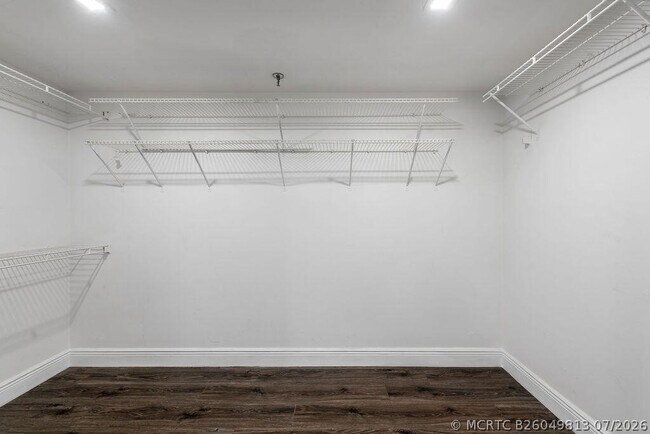 Building Photo - 6463 La Costa Dr