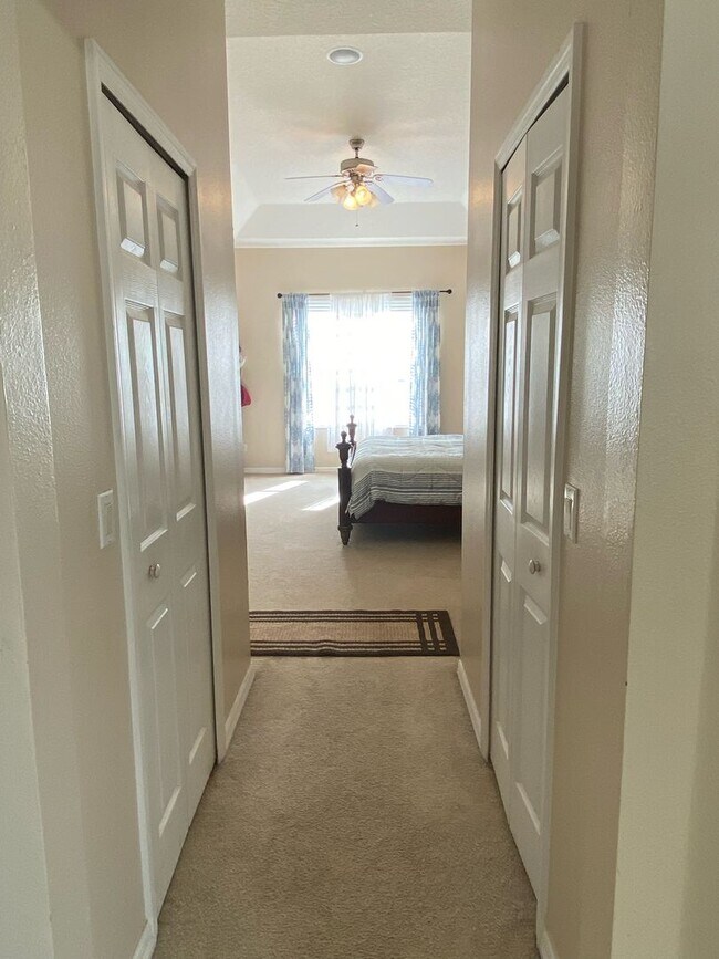 Building Photo - Beautiful 4 Bedroom 3 Bath Home in Ocoee