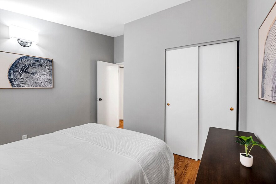 Building Photo - 2310 Dove Dr