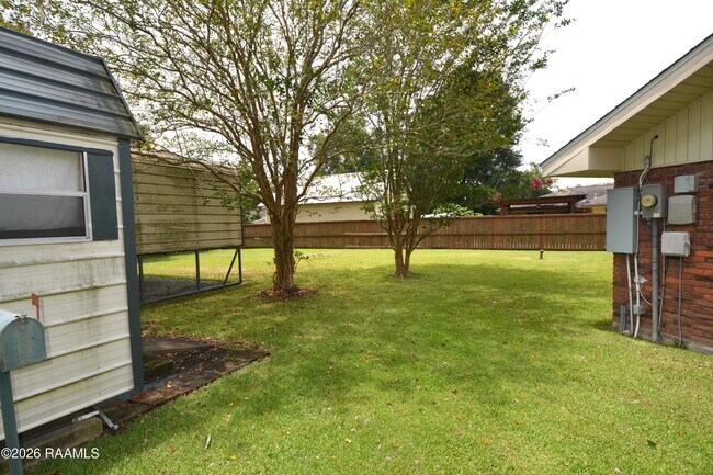 Building Photo - 101 Boxwood Dr