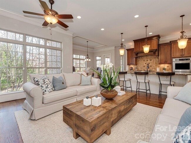 Building Photo - 1825 Mill Chase Ln