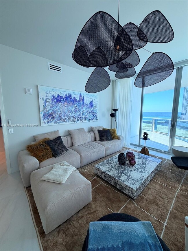 Building Photo - 17550 Collins Ave