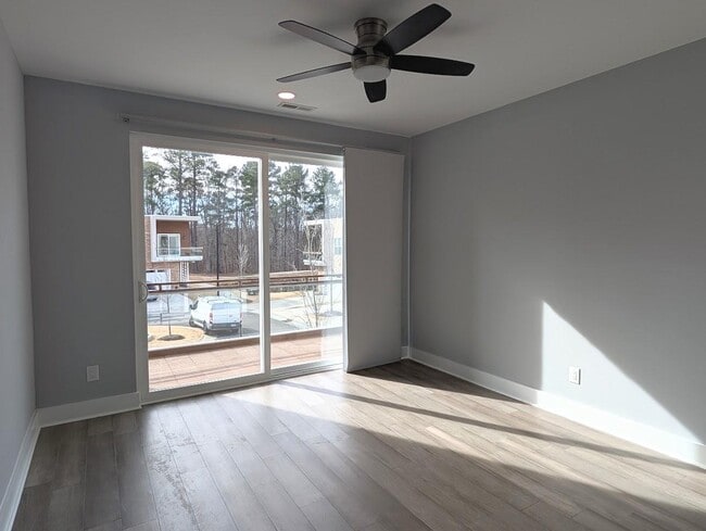 Building Photo - 4018 Southpoint Lndg Wy