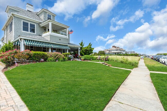 Building Photo - 1612 Ocean Ave