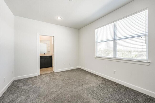Building Photo - 2705 Eado Edge Ct