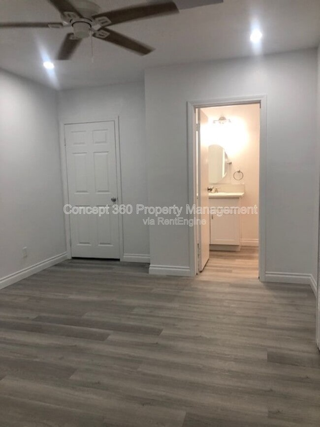 Building Photo - 1327 W Parade St