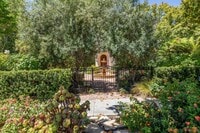 Building Photo - Mediterranean Beauty in Crescent Park – 5B...