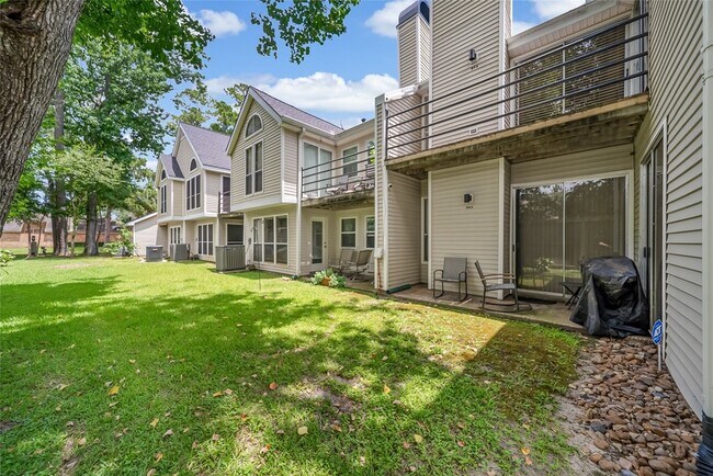 Building Photo - 3317 Golden Trails Dr
