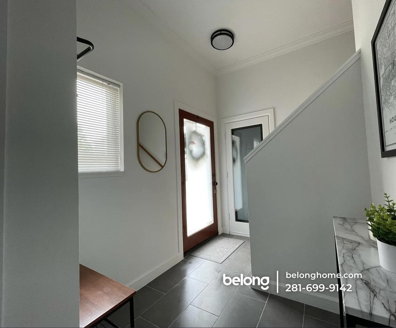 Building Photo - 5920 Fairdale Ln