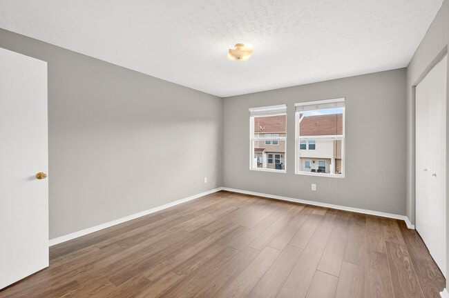 Building Photo - 1006 Halifax Ln