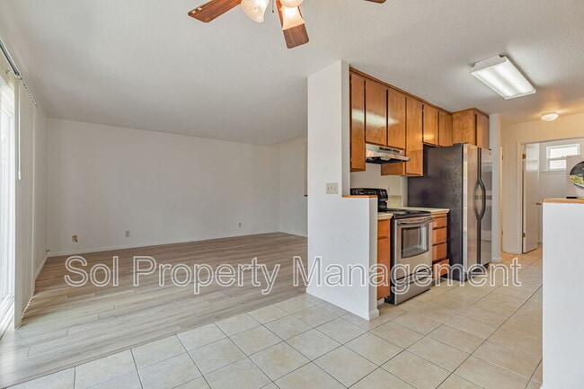 Building Photo - 8105 Kern Ave