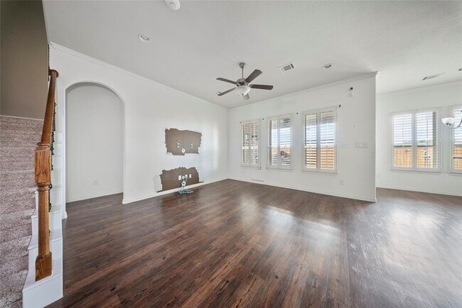Building Photo - 3306 Benbrook Springs Ln