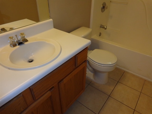 Building Photo - 4799 Lake Park Ter