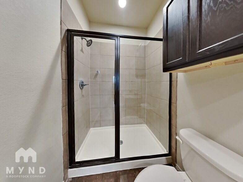 Building Photo - 226 Kaspar Way