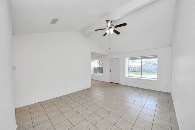 Building Photo - 9918 Peachridge Dr