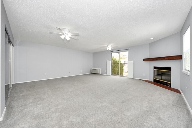 Building Photo - 6306 S Rice Ave